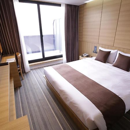 Honors Hotel Hwaseong Εξωτερικό φωτογραφία