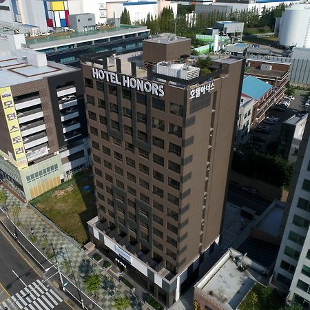 Honors Hotel Hwaseong Εξωτερικό φωτογραφία